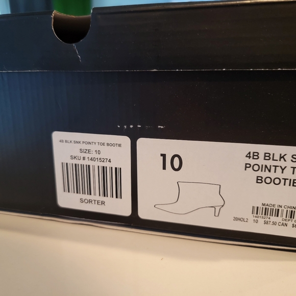 TORRID Black Snakeskin Faux Leather Pointed Toe Bootie Size 10 - Picture 9 of 16